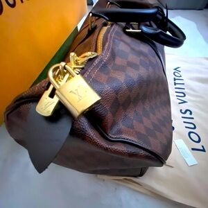 Louis Vuitton Damier Ebene Keepall 50
